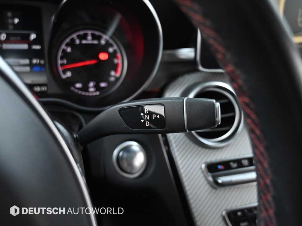 Mercedes Benz C Class - Vista 9