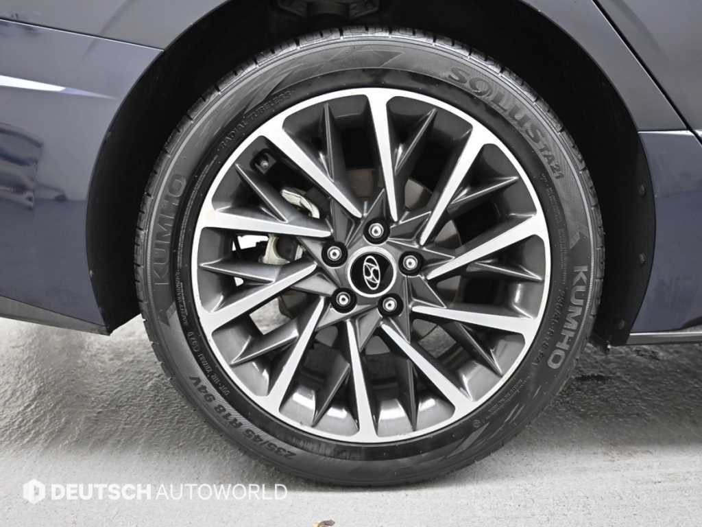 HYUNDAI Sonata - Vista 5