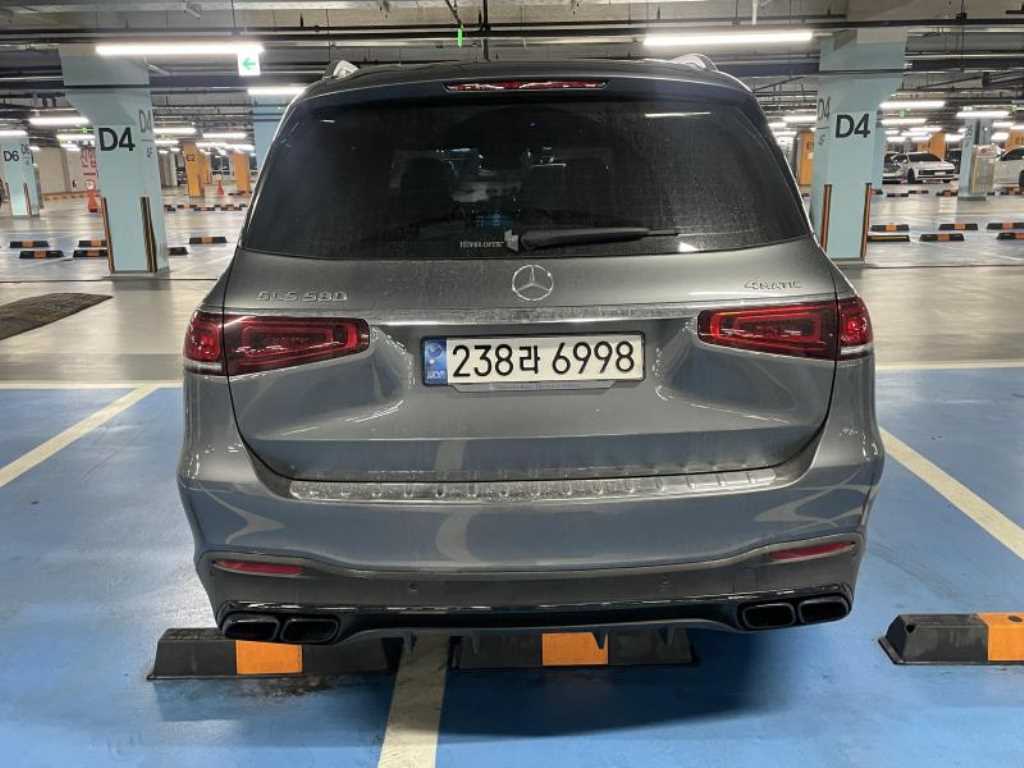 Mercedes Benz GLS Class - Vista 5