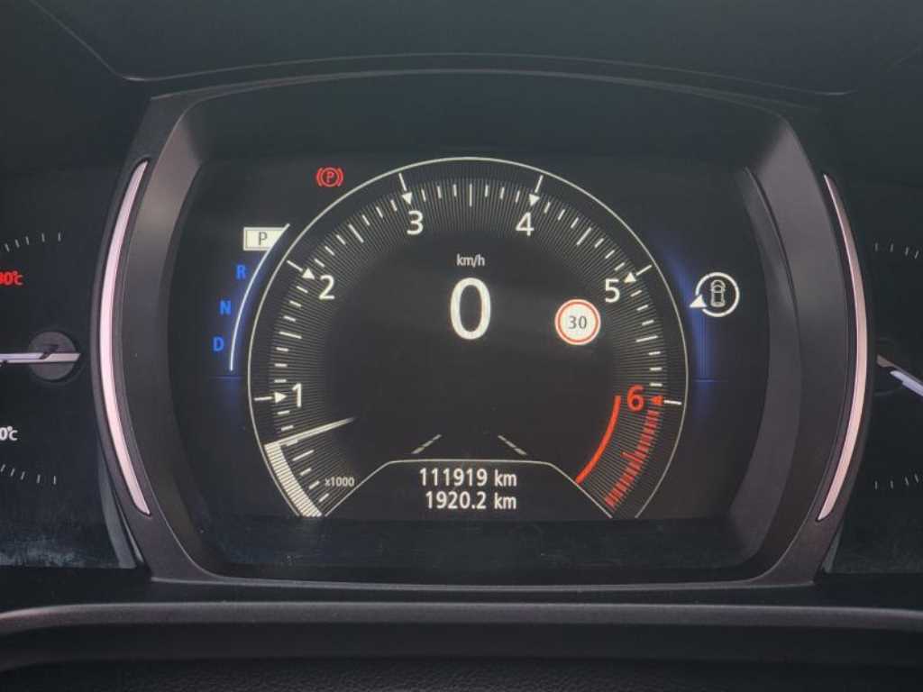 SAMSUNG QM6 - Vista 8