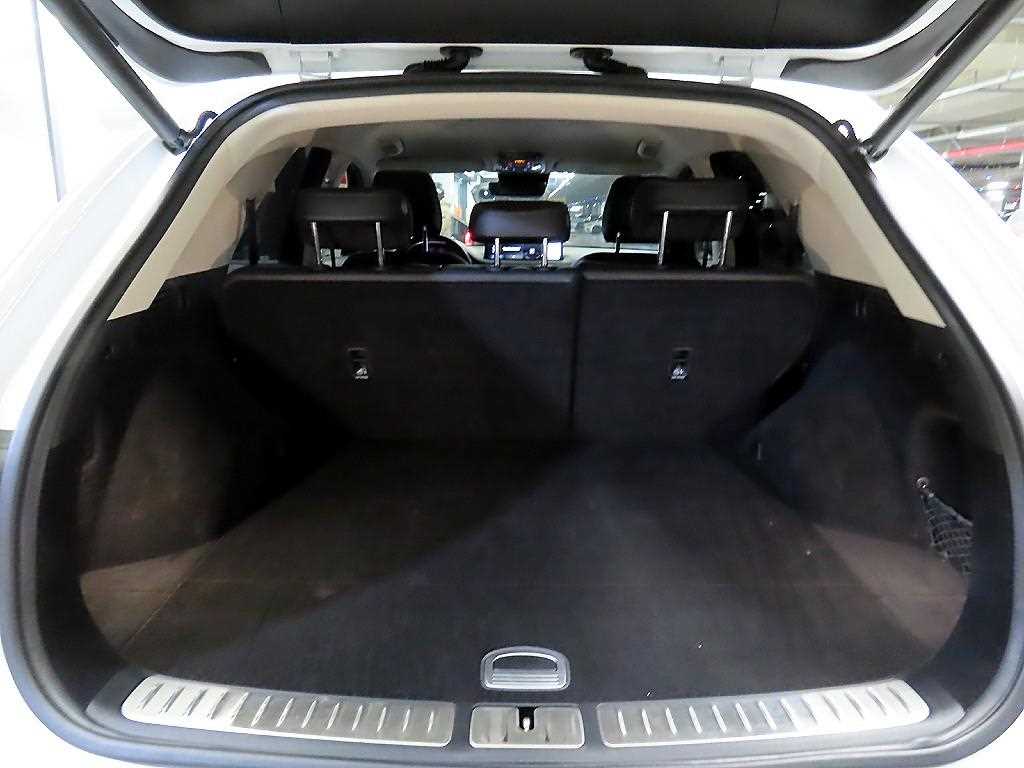 Genesis GV70 2021 Blanco - Importación desde Corea - HF Imports Iquique - Foto 16