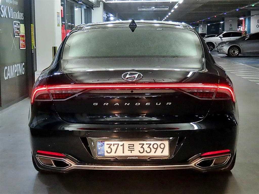 HYUNDAI Grandeur - Vista 6