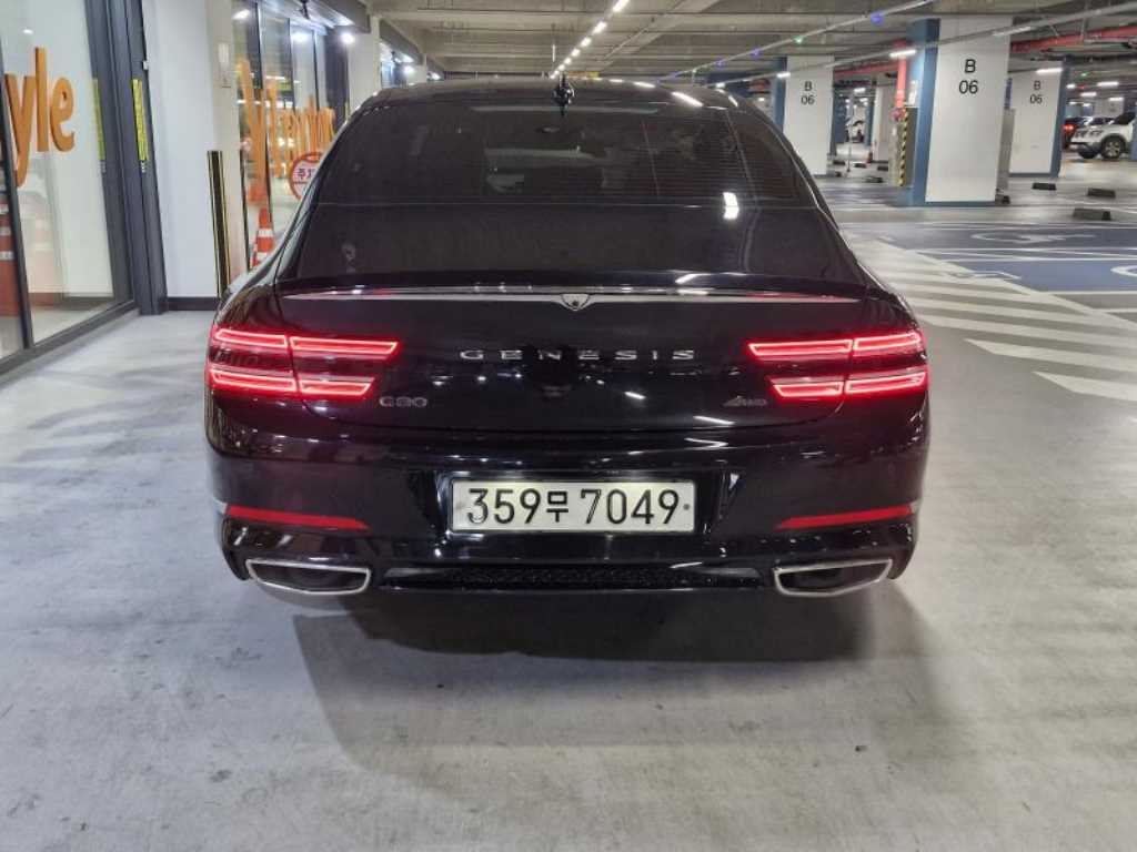 Genesis G80 - Vista 5