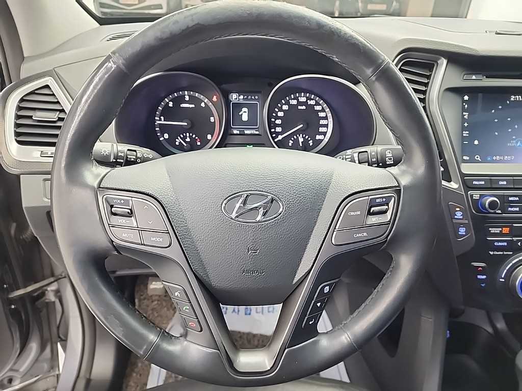 HYUNDAI Santa Fe - Vista 9