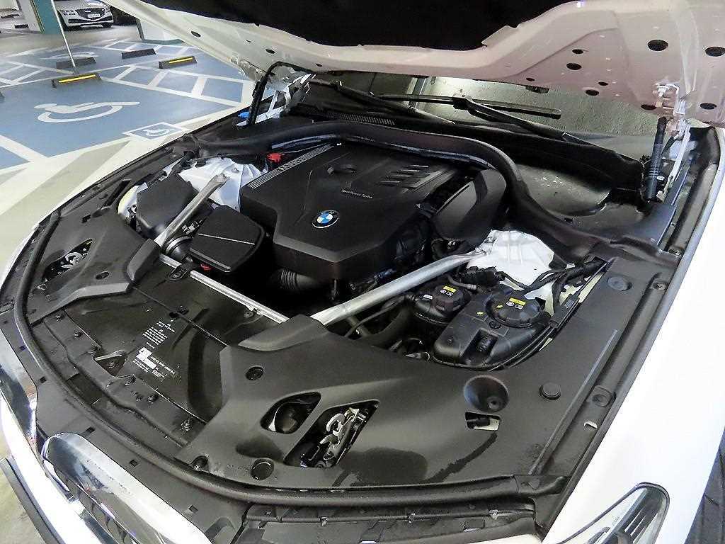 BMW 5 Series 2020 Blanco - Importación desde Corea - HF Imports Iquique - Foto 19