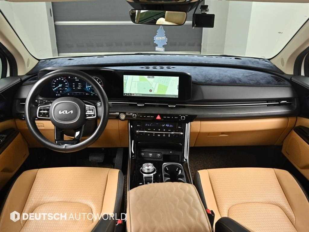 KIA Carnival - Vista 6