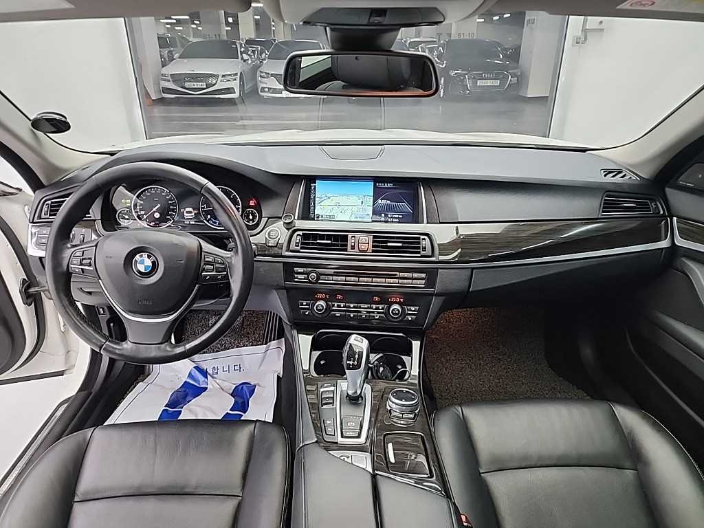 BMW 5 Series - Vista 7