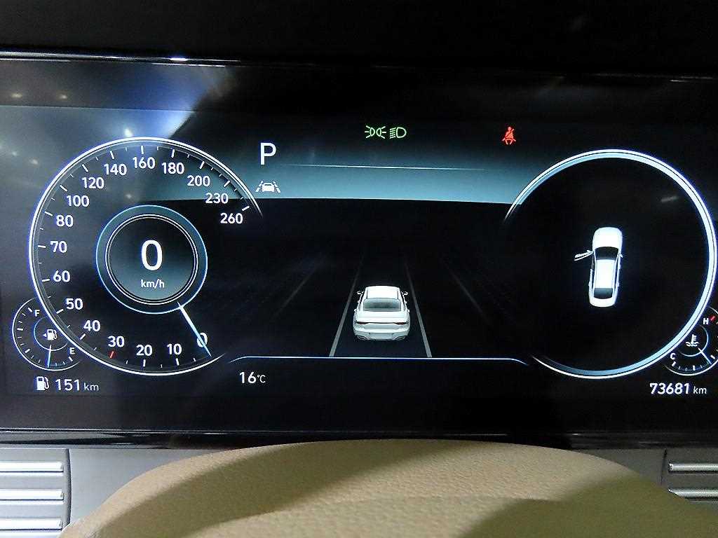 HYUNDAI Grandeur - Vista 10