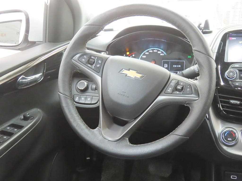 Chevrolet Spark 2021 Blanco - Importación desde Corea - HF Imports Iquique - Foto 18