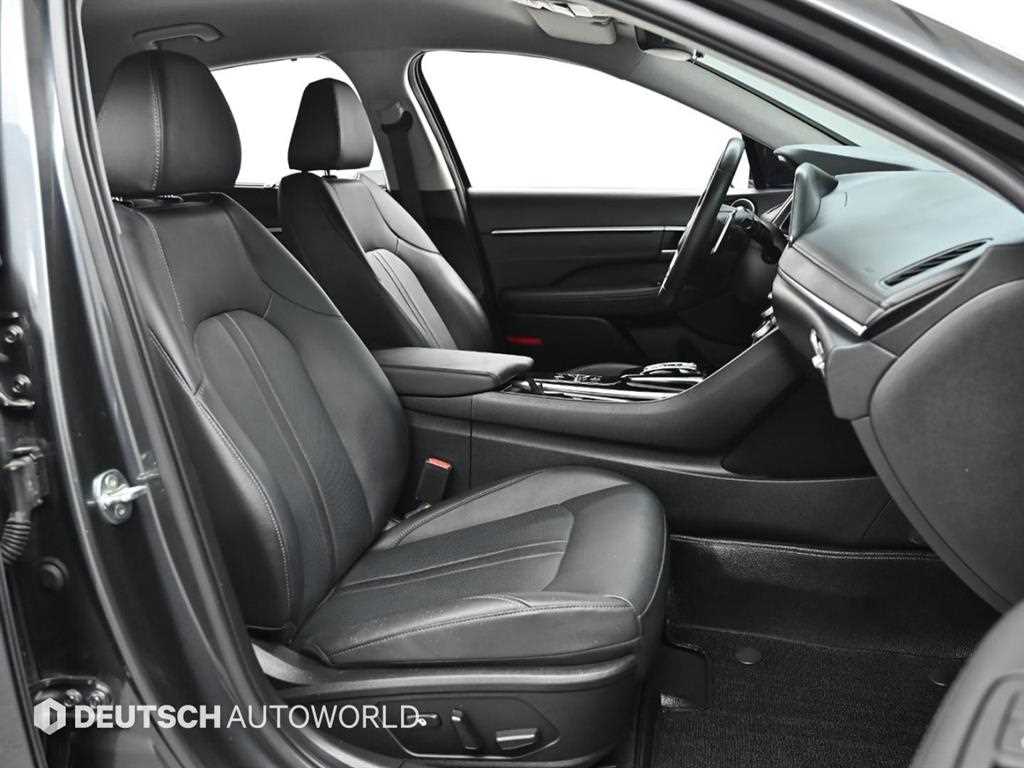 HYUNDAI Sonata - Vista 10