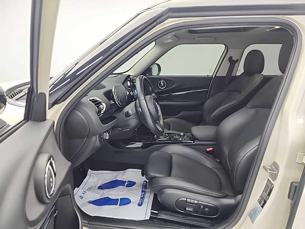 Mini Clubman - Vista 11