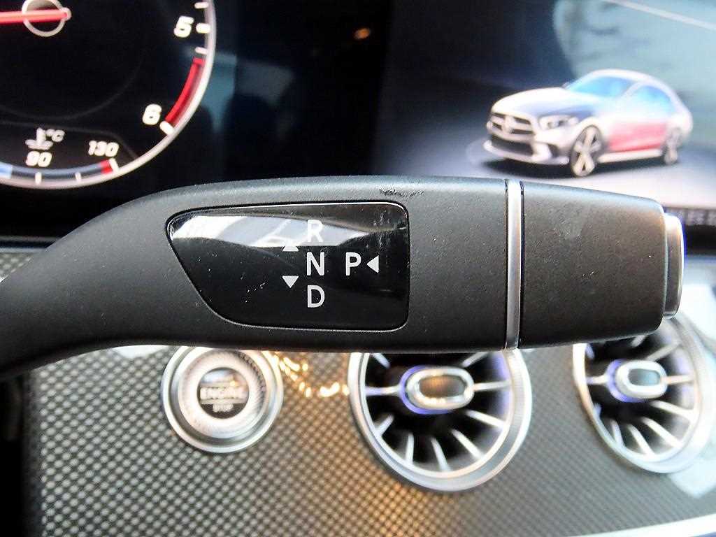 Mercedes Benz CLS Class - Vista 11