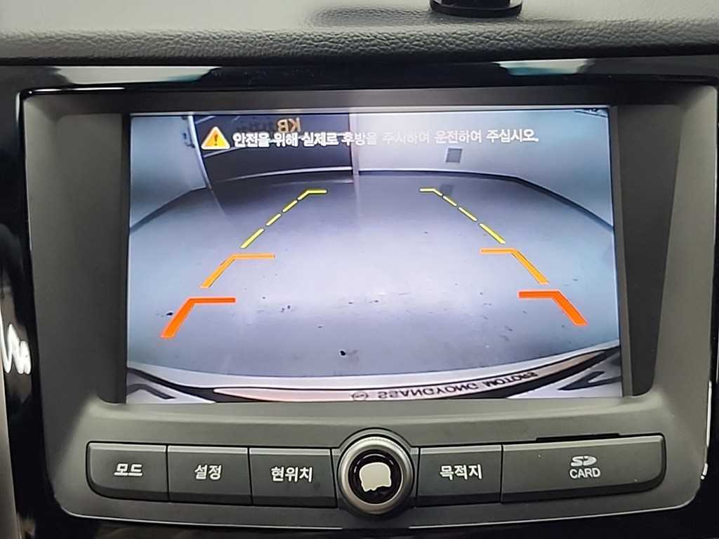 Ssangyong Tivoli 2016 Blanco - Importación desde Corea - HF Imports Iquique - Foto 15