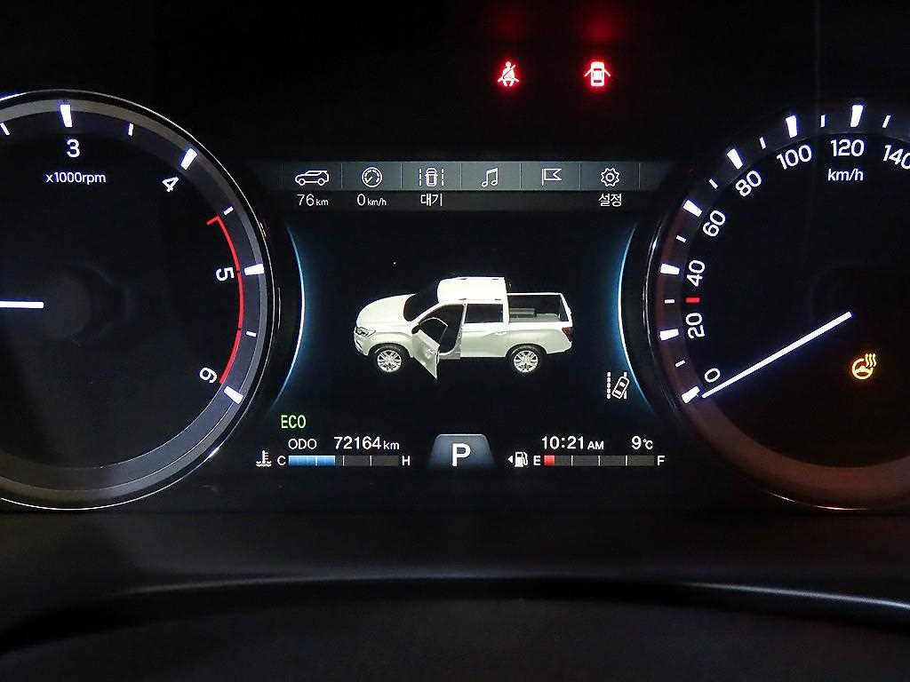 Ssangyong Rexton - Vista 9