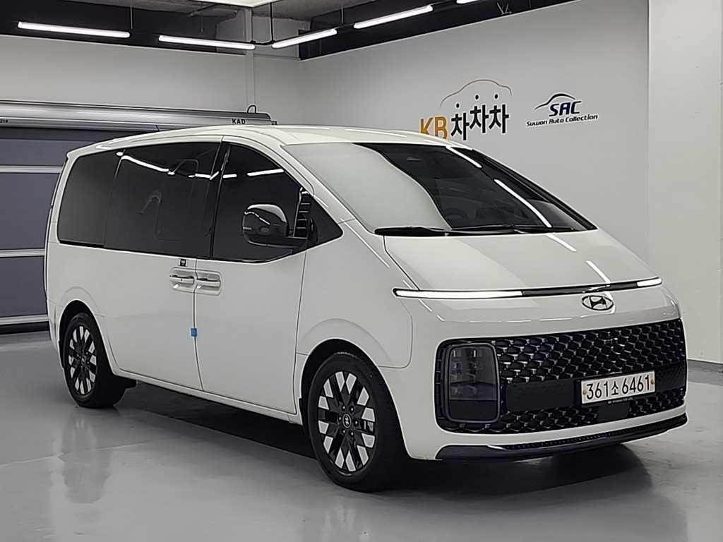 HYUNDAI Staria - Vista 4