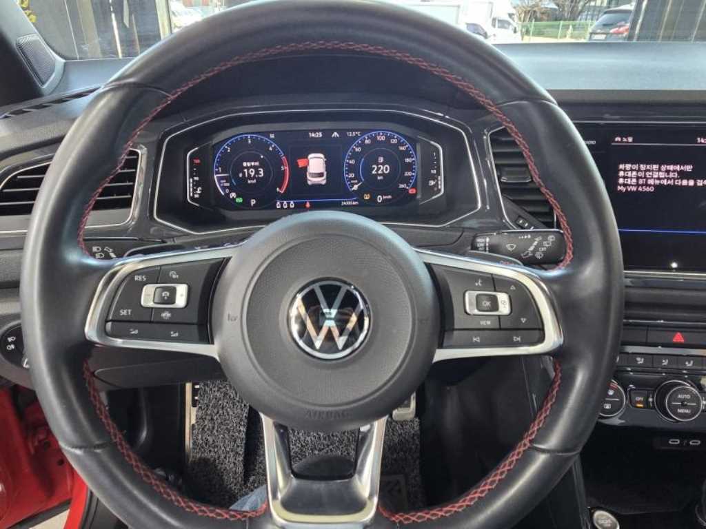 Volkswagen T-Roc - Vista 7
