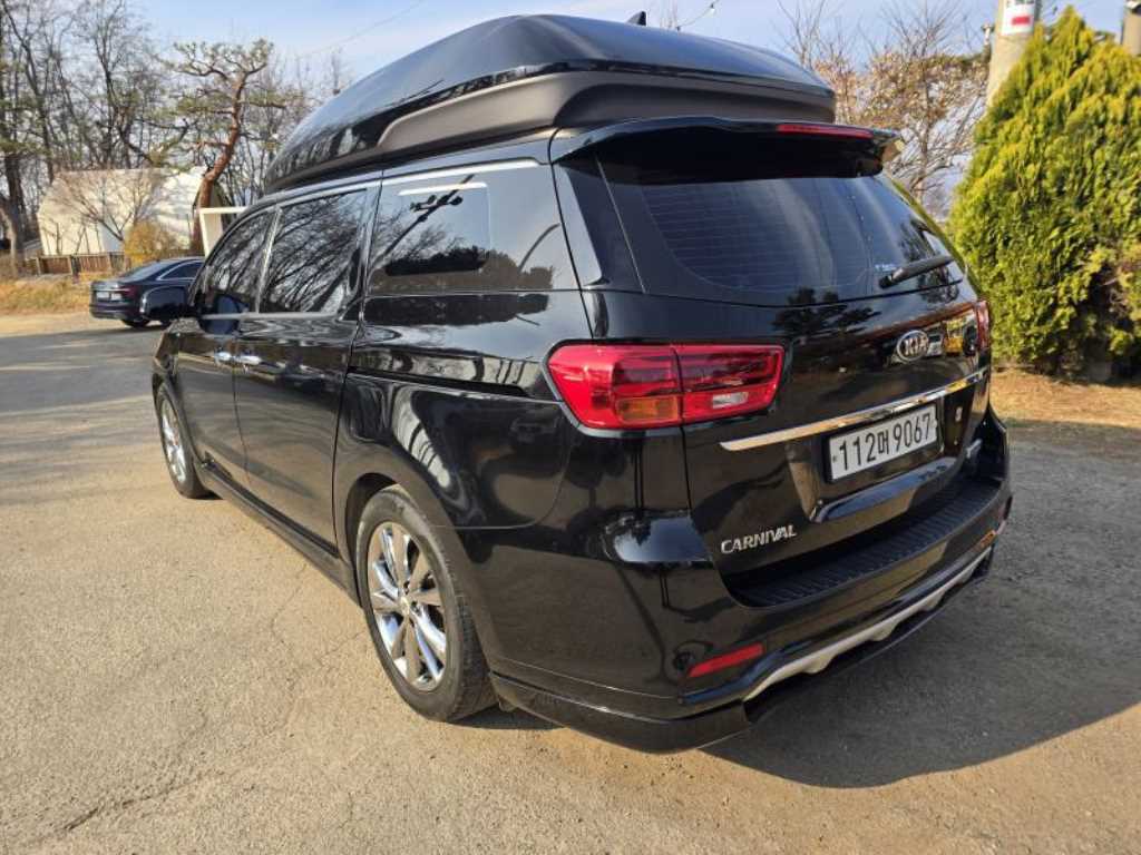 KIA Carnival - Vista 4