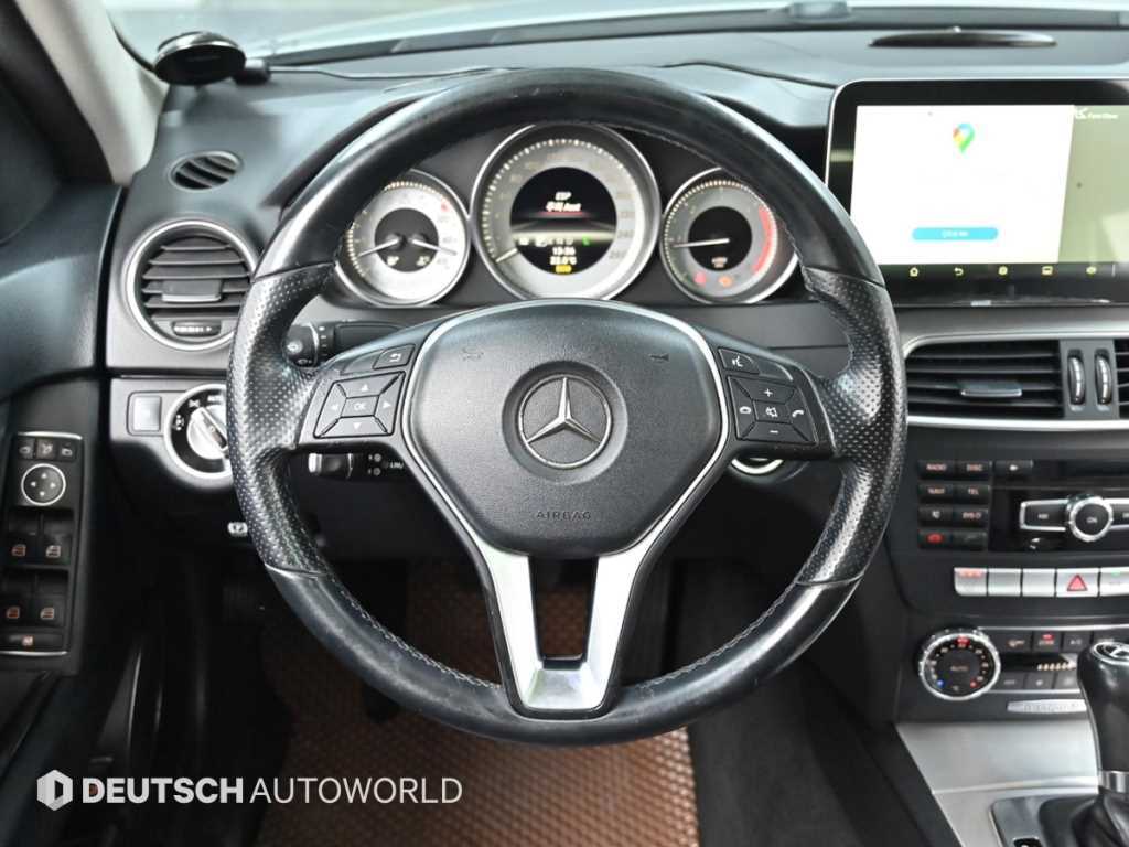 Mercedes Benz C Class 2013 Gris - Importación desde Corea - HF Imports Iquique - Foto 13