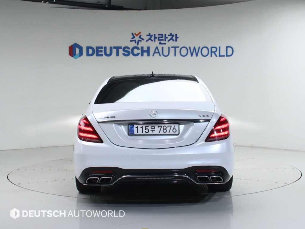 Mercedes Benz S Class - Vista 4