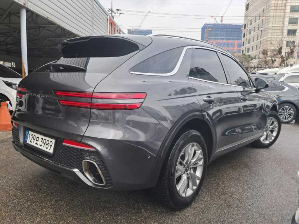 Genesis GV70 - Vista 4