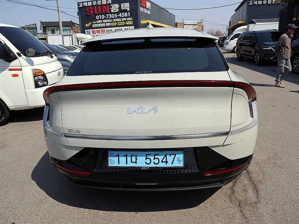 KIA EV6 - Vista 4