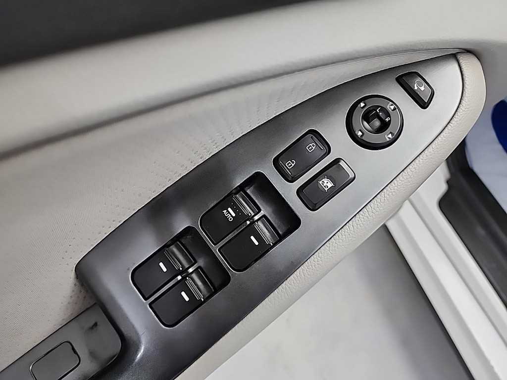 KIA K5 2013 Blanco - Importación desde Corea - HF Imports Iquique - Foto 17