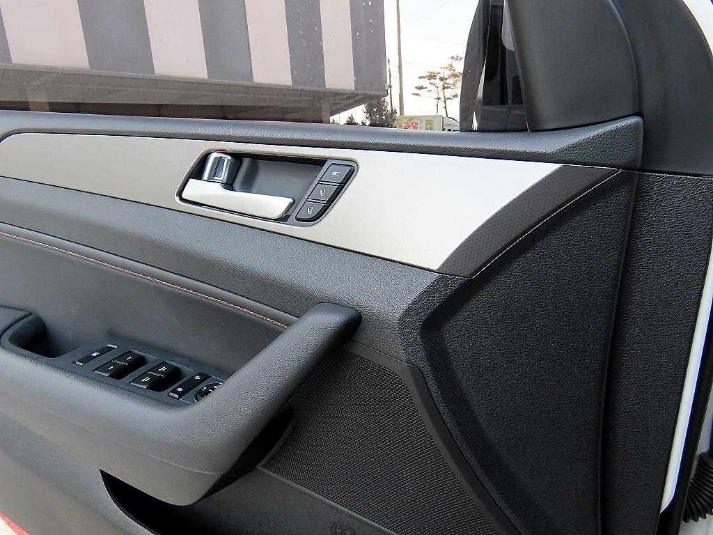 HYUNDAI Sonata - Vista 11