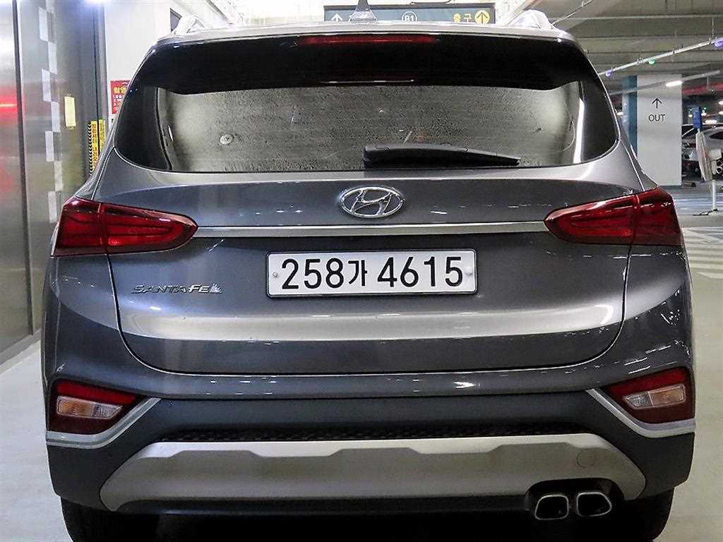 HYUNDAI Santa Fe - Vista 5