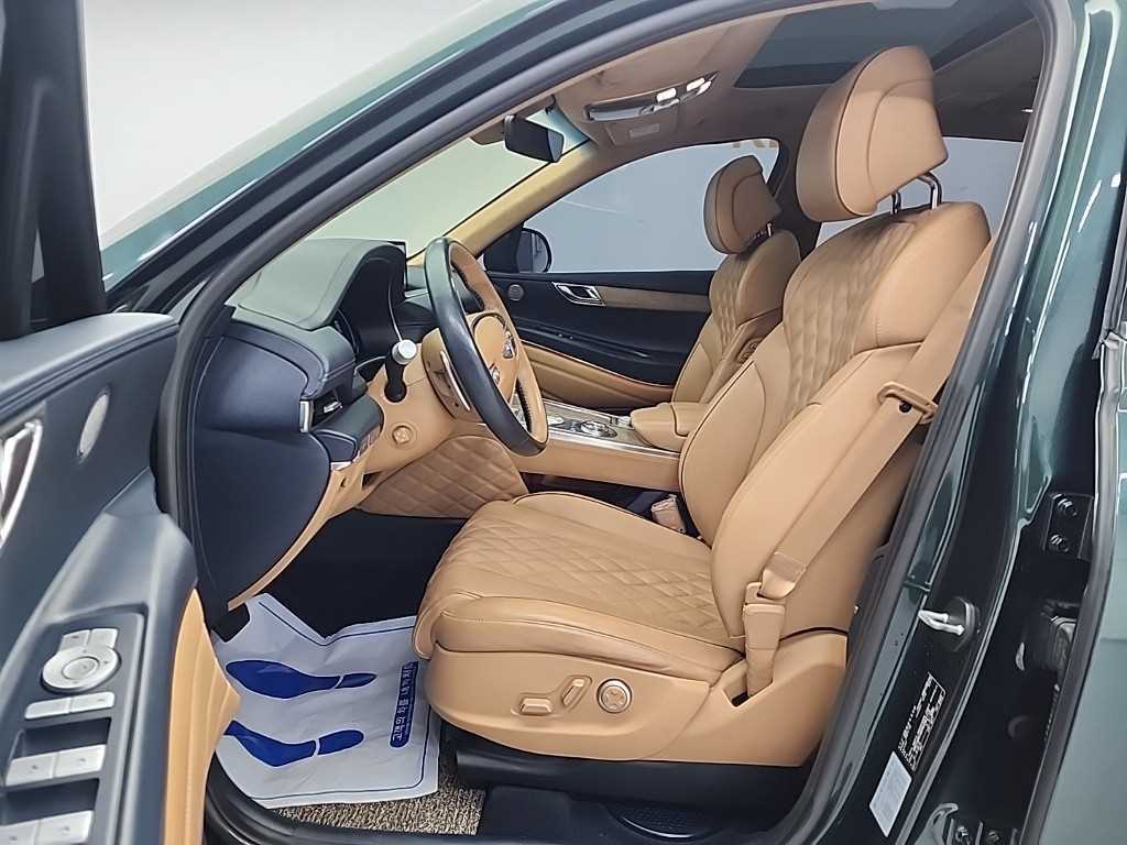 Genesis GV80 - Vista 11