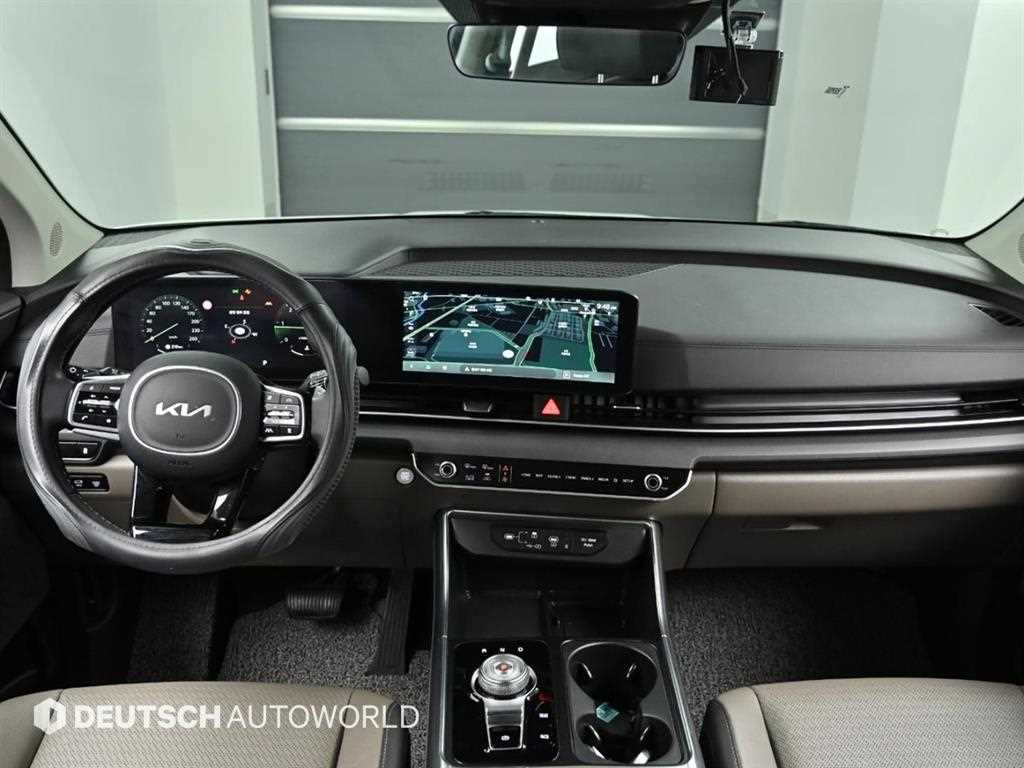 KIA Carnival - Vista 7