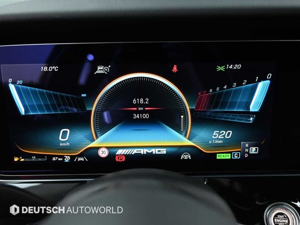 Mercedes Benz AMG GT - Vista 8