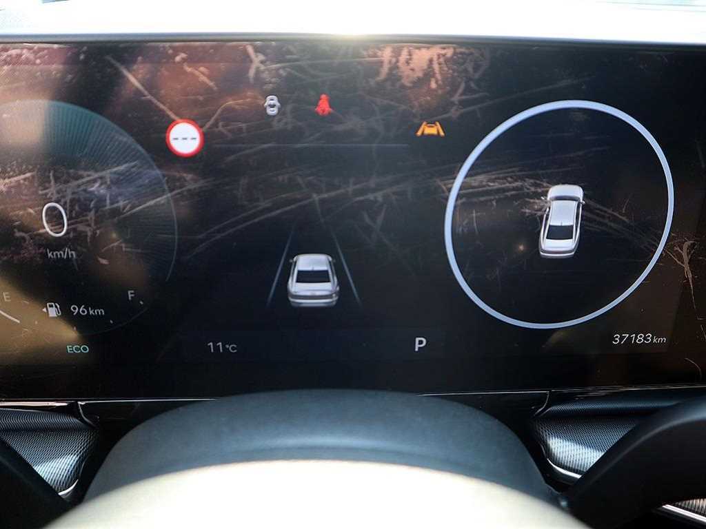 HYUNDAI Grandeur - Vista 9