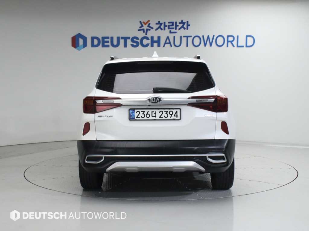 KIA Seltos - Vista 4