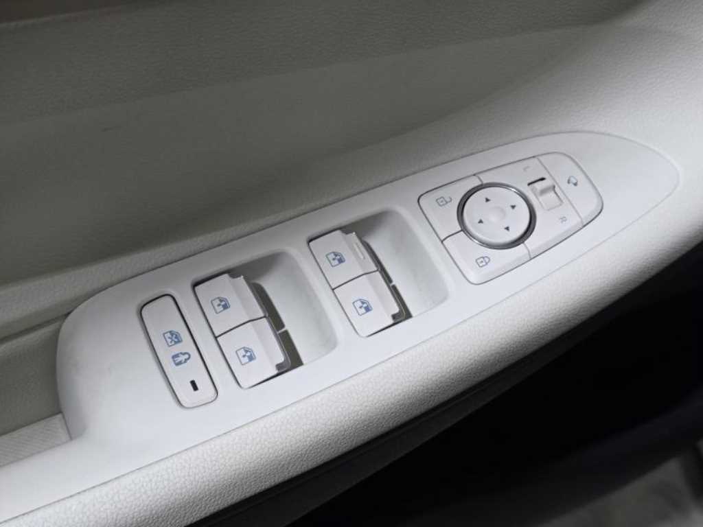 HYUNDAI Grandeur 2022 Negro - Importación desde Corea - HF Imports Iquique - Foto 13