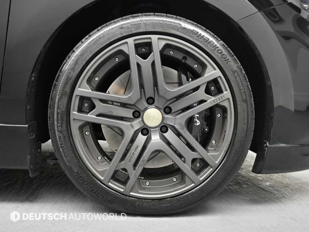 KIA Carnival - Vista 5