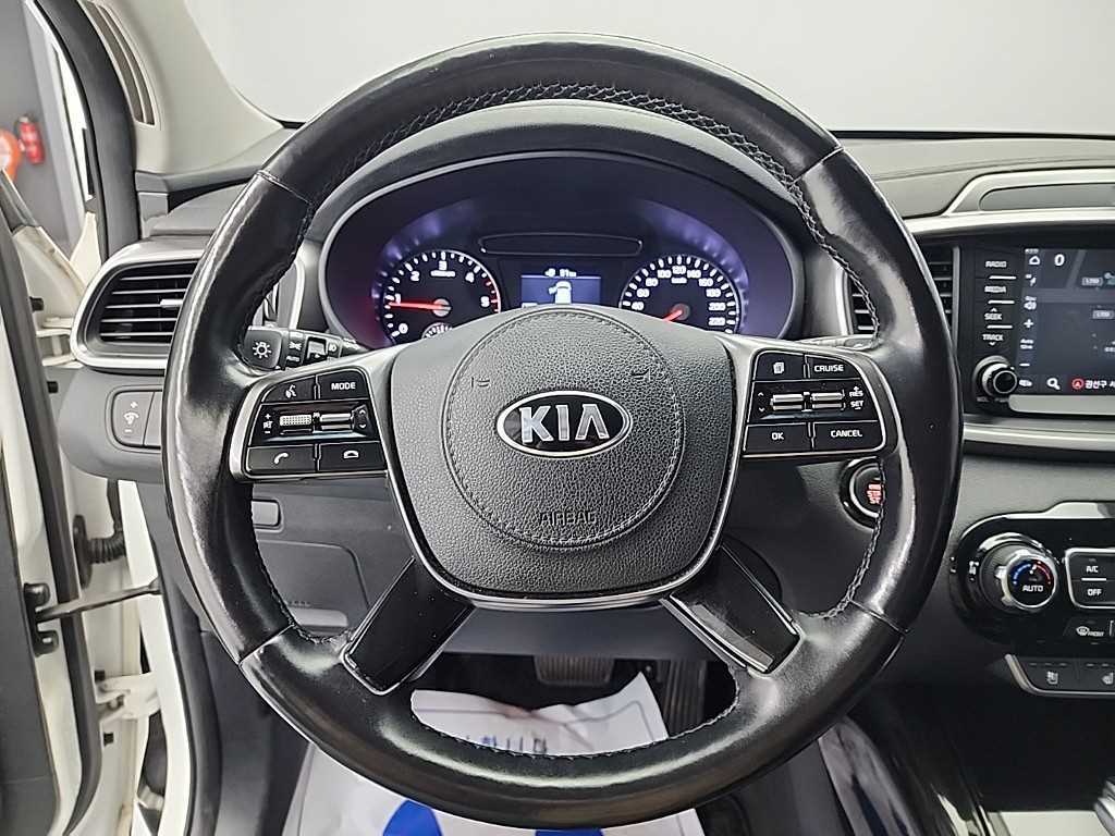 KIA Sorento - Vista 9