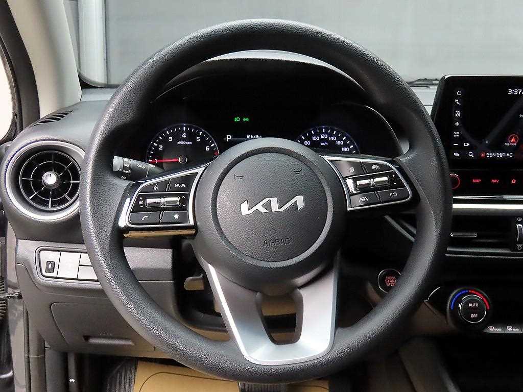 KIA K3 - Vista 9