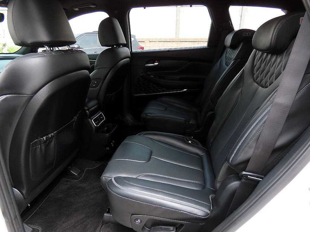 HYUNDAI Santa Fe - Vista 6