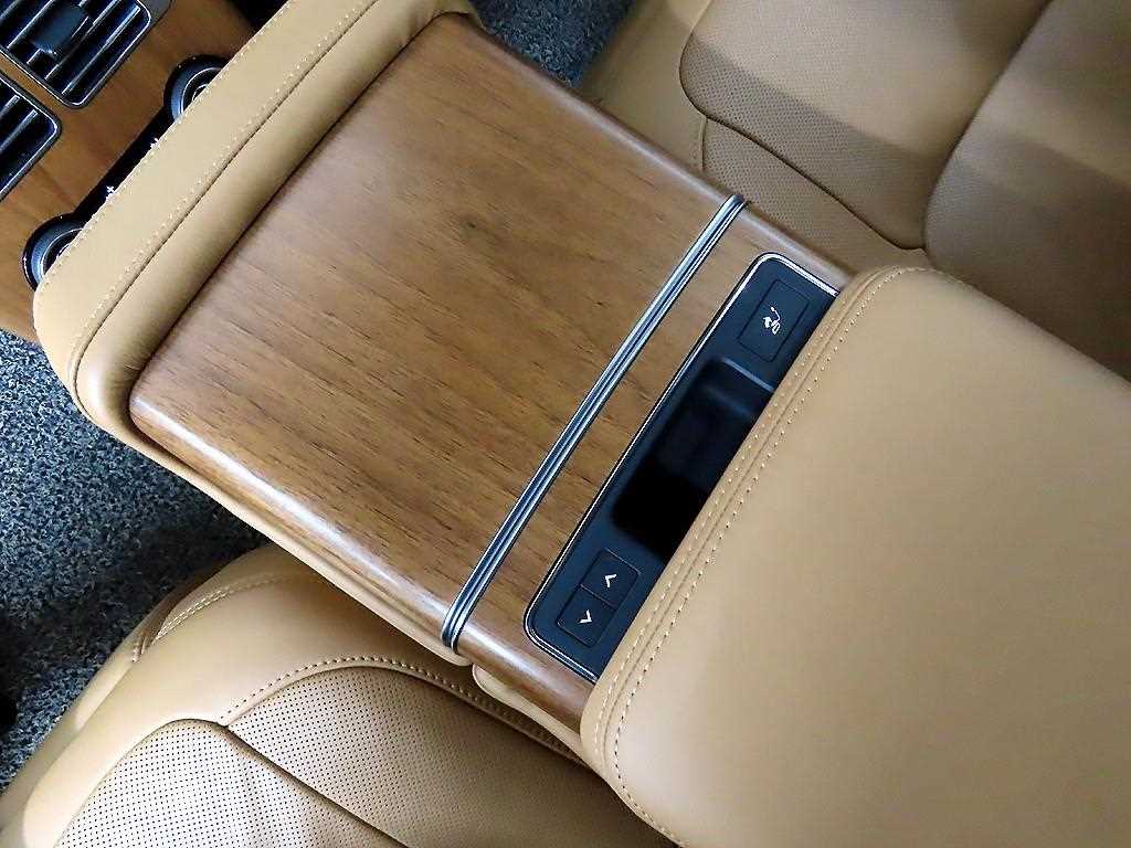 Land Rover Range Rover 2021 Negro - Importación desde Corea - HF Imports Iquique - Foto 13