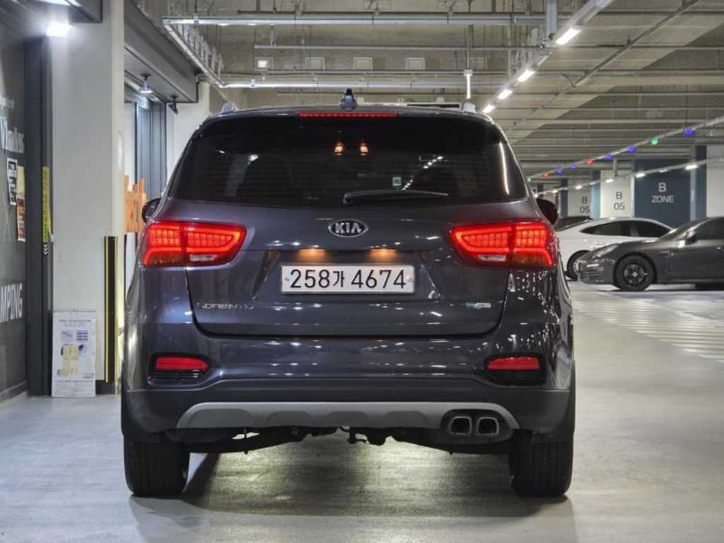 KIA Sorento - Vista 5