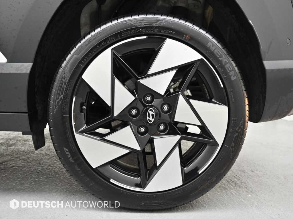 HYUNDAI Kona - Vista 5