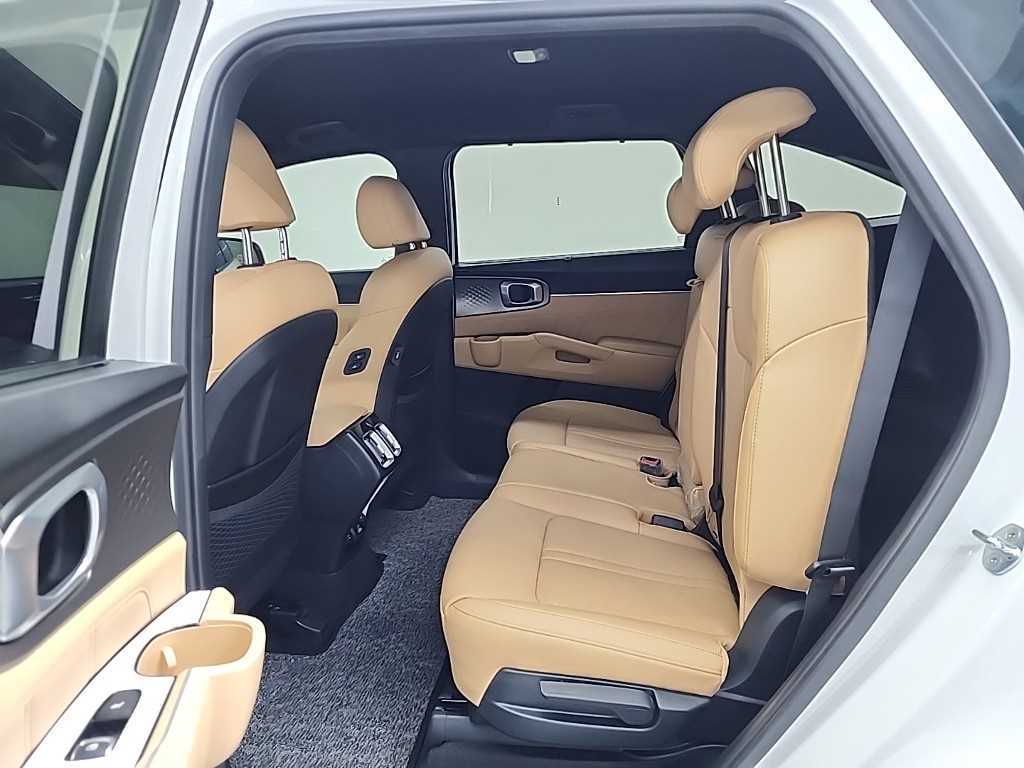 KIA Sorento - Vista 12
