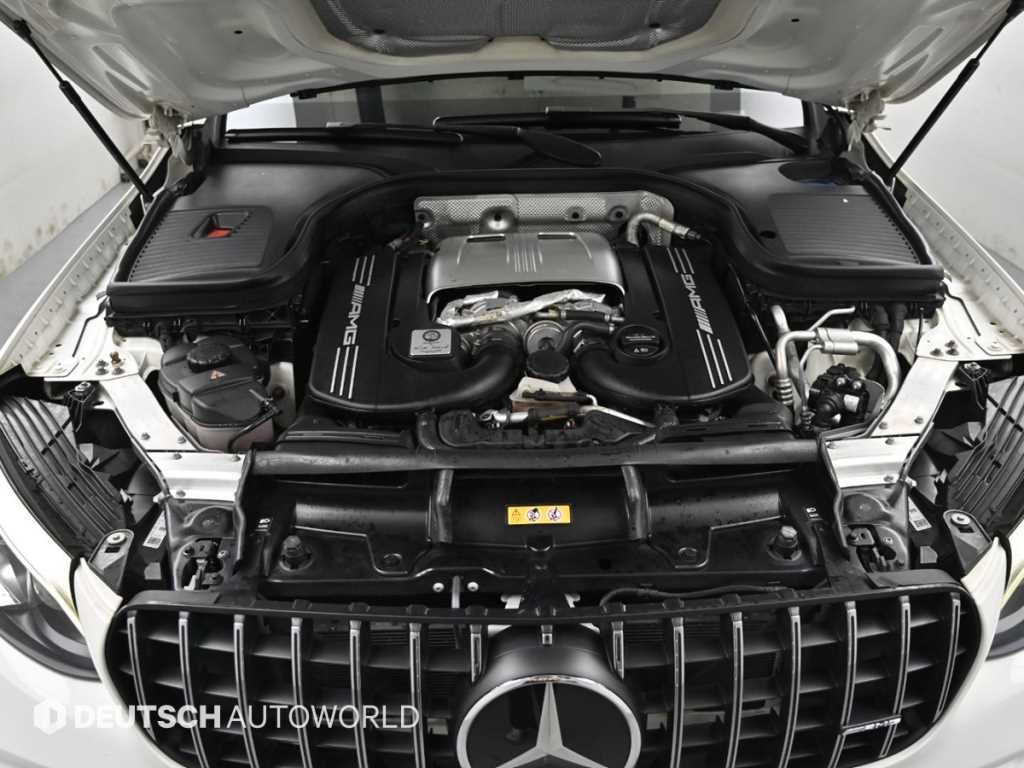 Mercedes Benz GLC Class - Vista 6