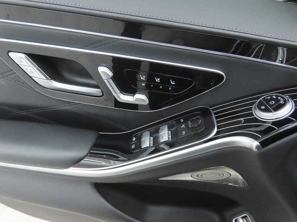 Mercedes Benz S Class - Vista 9