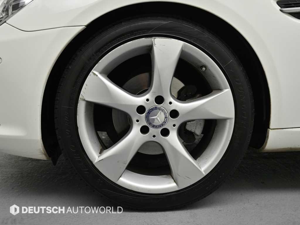 Mercedes Benz SLK Class - Vista 5