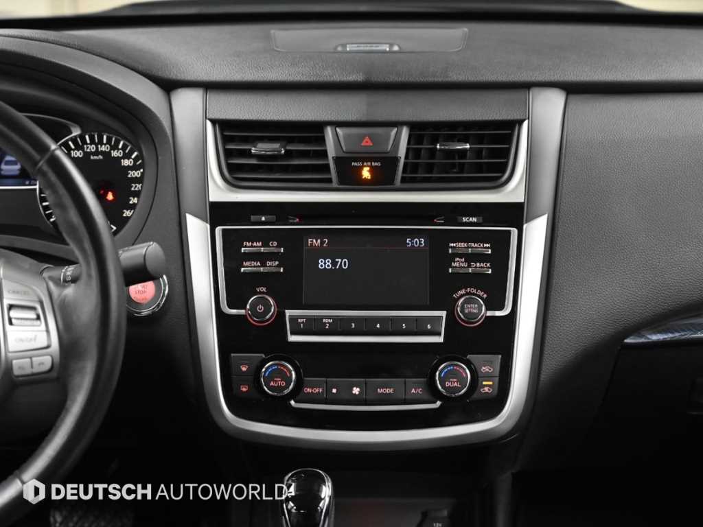 Nissan Altima 2018 Negro - Importación desde Corea - HF Imports Iquique - Foto 14