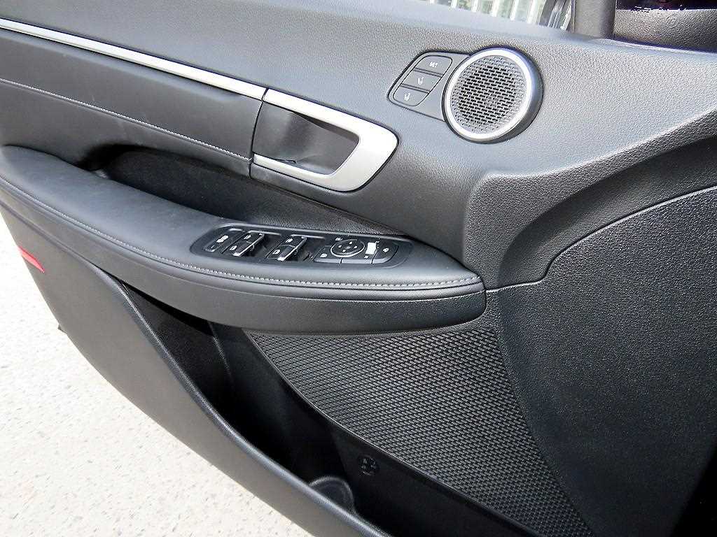 HYUNDAI Sonata - Vista 11