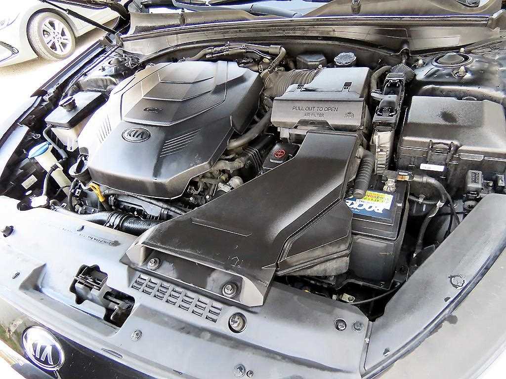 KIA K7 2016 Negro - Importación desde Corea - HF Imports Iquique - Foto 18