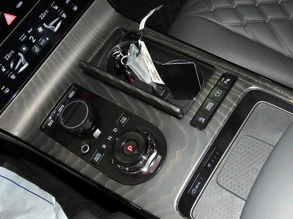 Genesis G80 - Vista 12