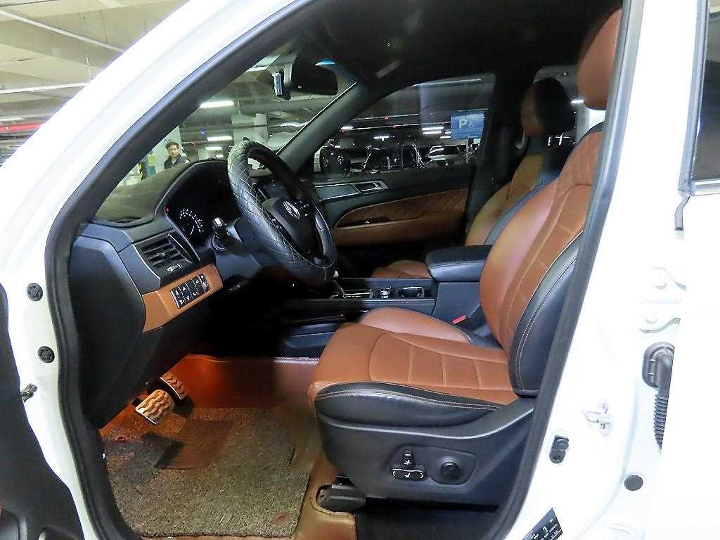 Ssangyong Rexton - Vista 6